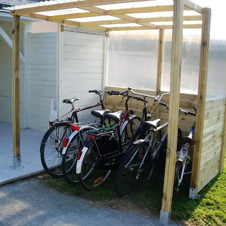 De 2 Chambres Avec Jardin Clos Et Wifi A A 1 Km De La